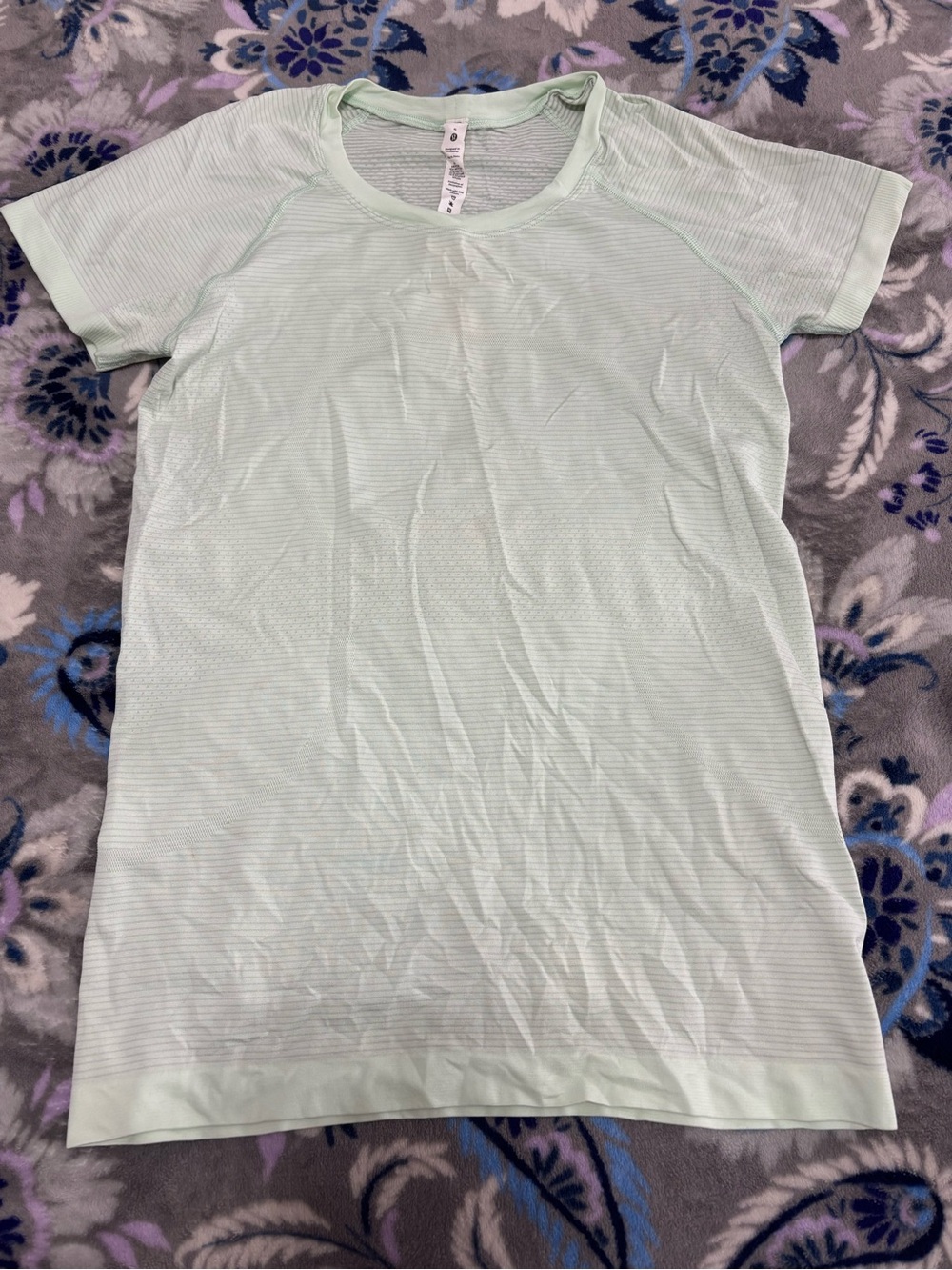Lululemon swiftly tech-short sleeve hip length